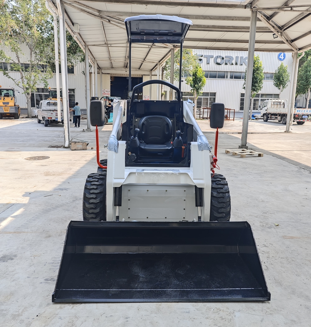 山東奔馬(SDBM)輪胎式滑移裝載機BM50